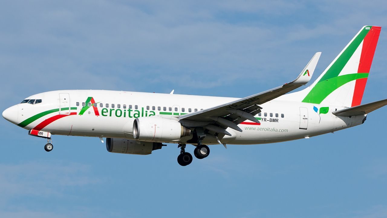 2023_aeroitalia_B737-700