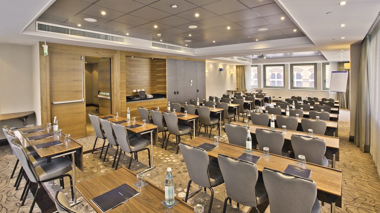 Hilton-Milan_meeting-room-Athens